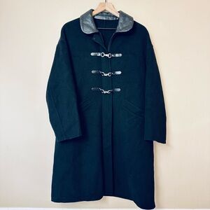 Wool Blend Coat Black with Toggle Closure L Peacebird